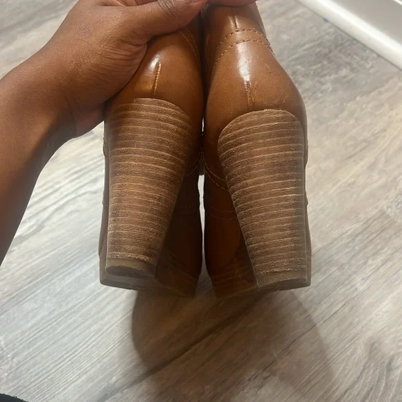 Women’s Lucky Brand Wedge Lace Up Ankle Booties size 8 - Picture 6 of 6